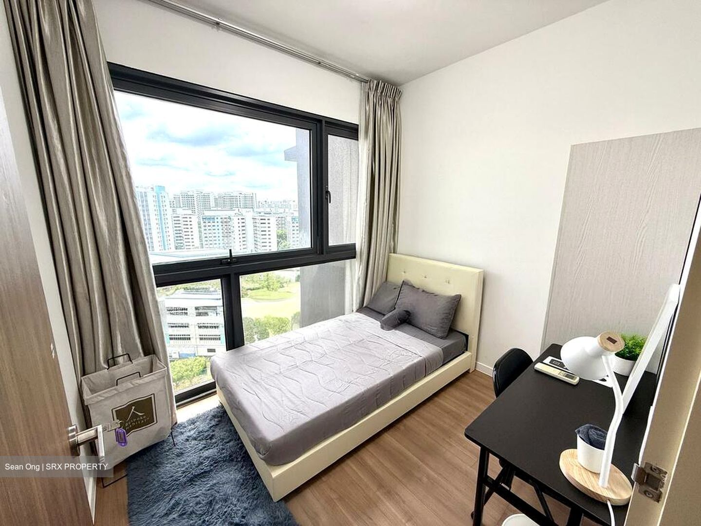 The Lakefront Residences (D22), Condominium #573395261
